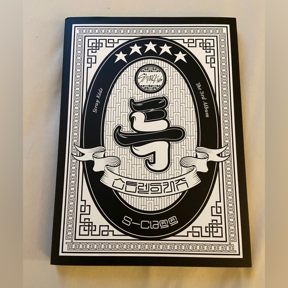 OFFICIAL Stray Kids 5 Star Album - Picture 1 of 2